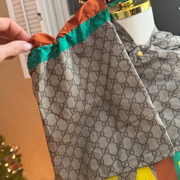 Gucci Fake/not Monogram Cape for Men, Aurhentic w tags size medium - Picture 12 of 16